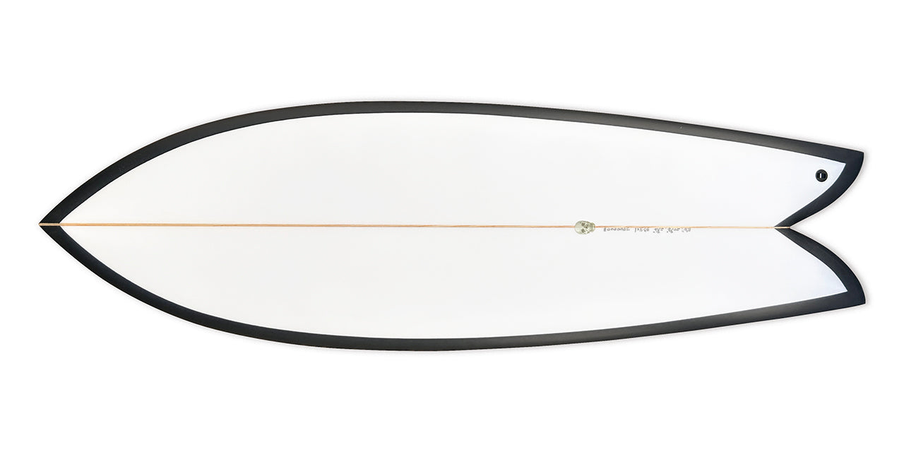 クリステンソン　フィッシュボード　5.8 21. 2 1/2 35ℓ程 クリステンソンサーフボード CHRISTENSON SURFBOARDS Fish 5'8
